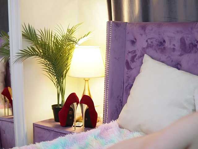 SaraiAngel's BongaCams show and profile