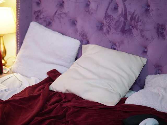 SaraiAngel's BongaCams show and profile