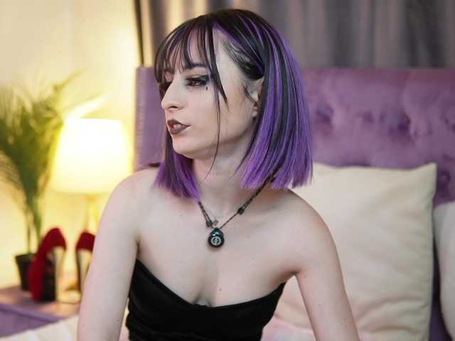 SaraiAngel's BongaCams show and profile