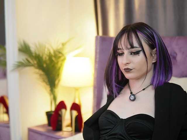 SaraiAngel's BongaCams show and profile