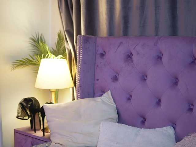 SaraiAngel's BongaCams show and profile