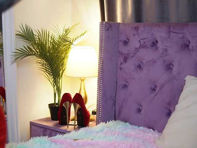 SaraiAngel's BongaCams show and profile