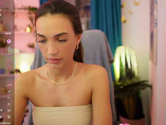 AlexisLovee webcam