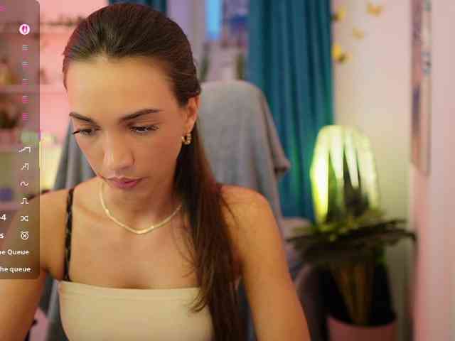 AlexisLovee webcam