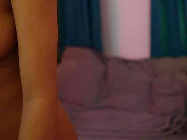 AlexisLovee webcam