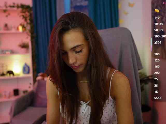AlexisLovee webcam