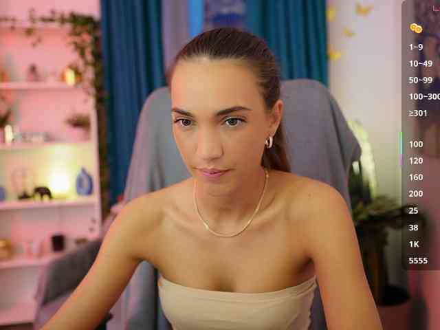 AlexisLovee webcam