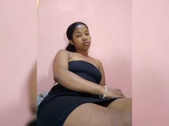 Maylis18 webcam bongacams model stream image