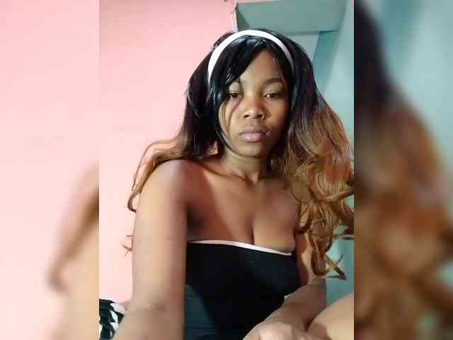 Candis69 Live Webcam on BongaCams