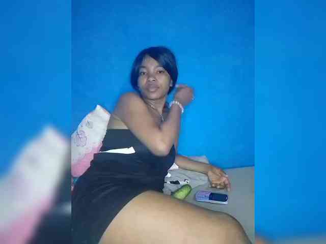 Candis69 Live Webcam on BongaCams