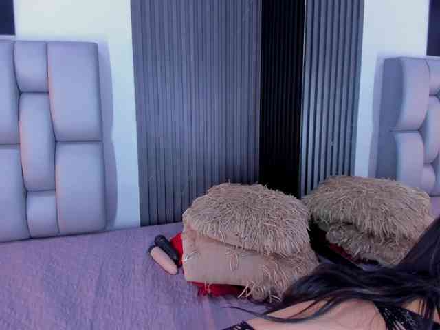 Gia-Malkova webcam