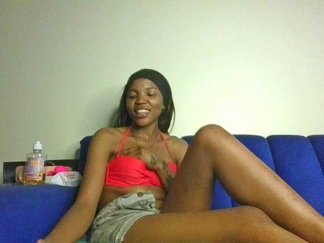 CloeMae webcam bongacams model stream image