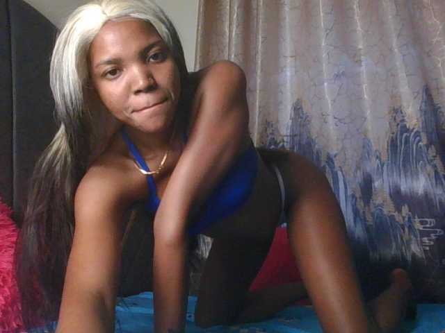 CloeMae webcam bongacams model stream image