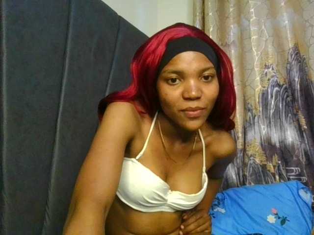 CloeMae webcam bongacams model stream image