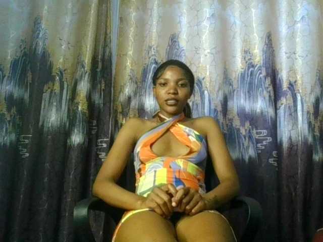 CloeMae webcam bongacams model stream image