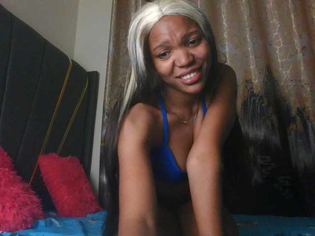 CloeMae webcam bongacams model stream image