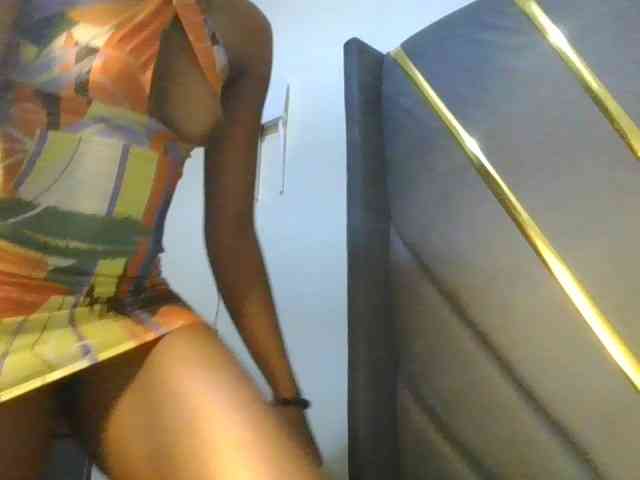 CloeMae bongacams