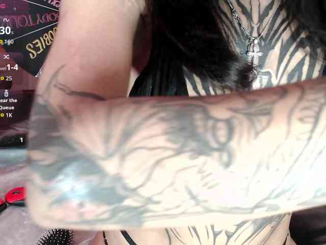 MavisManson MavisManson