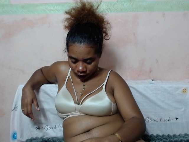 AlineEdena from BongaCams is Freechat