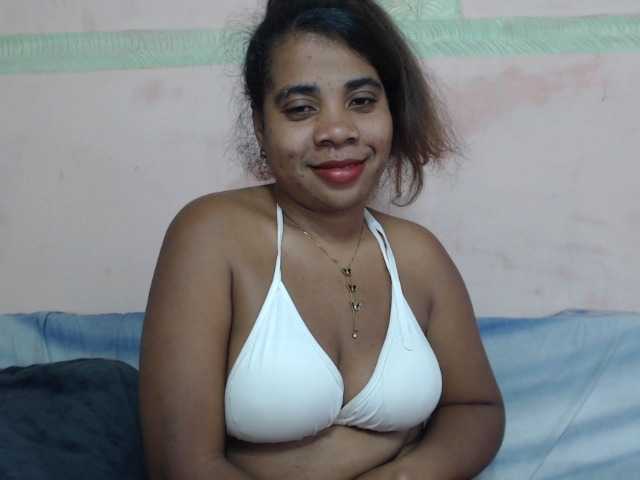 AlineEdena from BongaCams is Freechat