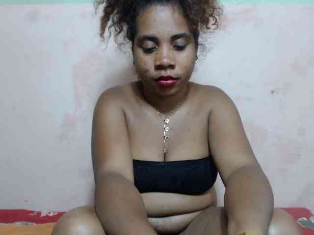AlineEdena webcam