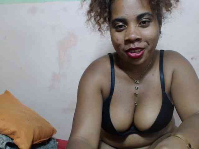 AlineEdena webcam
