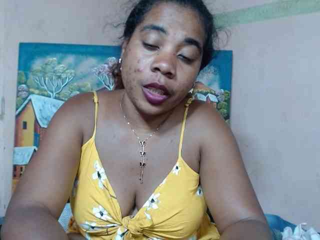 AlineEdena webcam