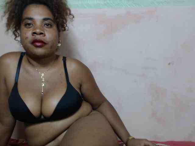 AlineEdena webcam