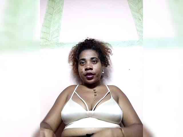 AlineEdena webcam