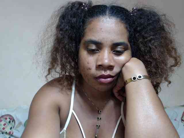 AlineEdena webcam