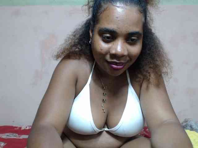 AlineEdena webcam