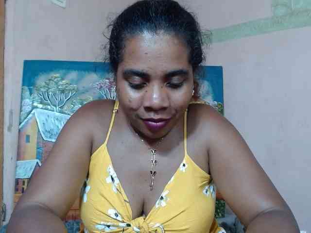 AlineEdena webcam