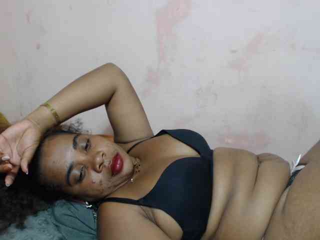 AlineEdena webcam