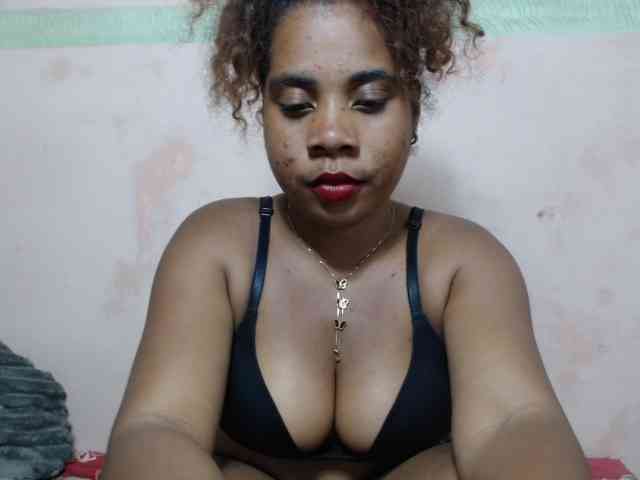 AlineEdena webcam