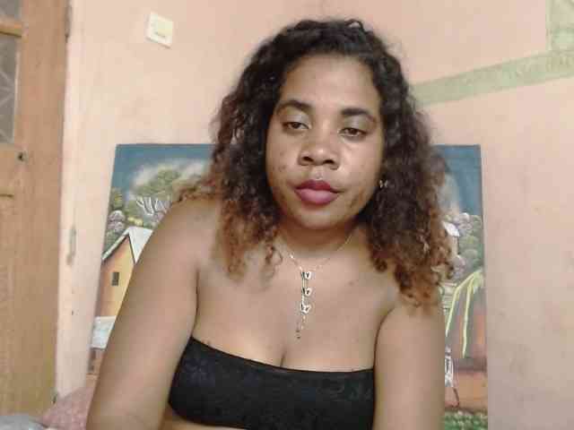 AlineEdena webcam