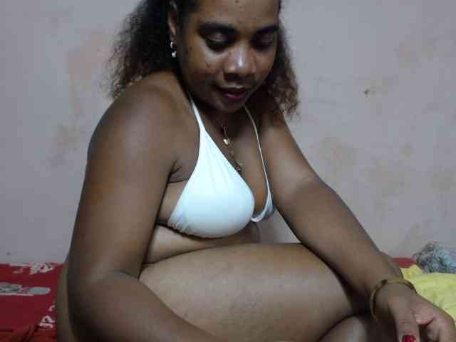 AlineEdena webcam