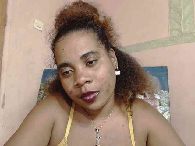 AlineEdena webcam