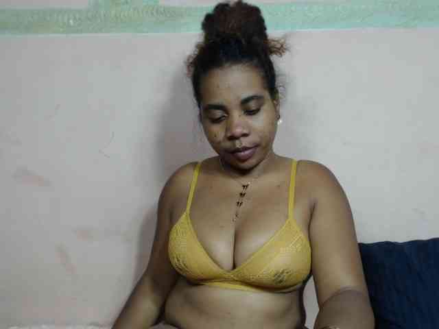AlineEdena webcam