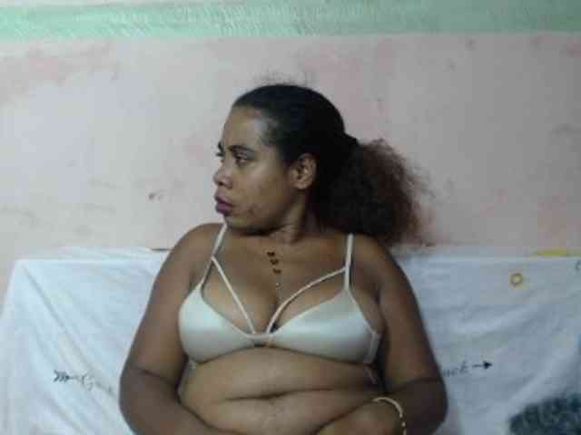 AlineEdena AlineEdena