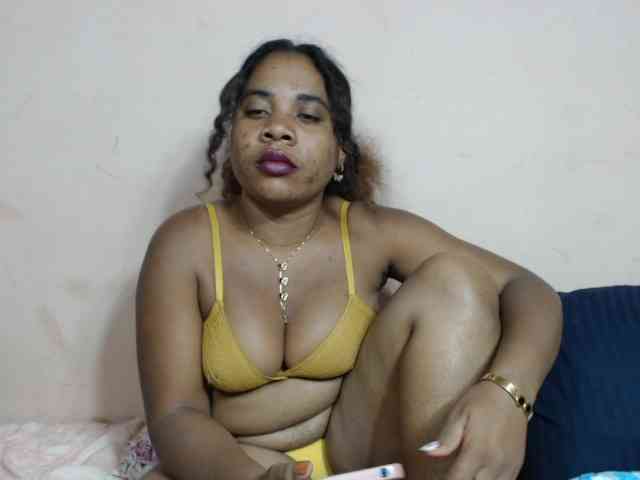 AlineEdena webcam