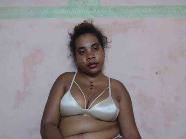 AlineEdena webcam