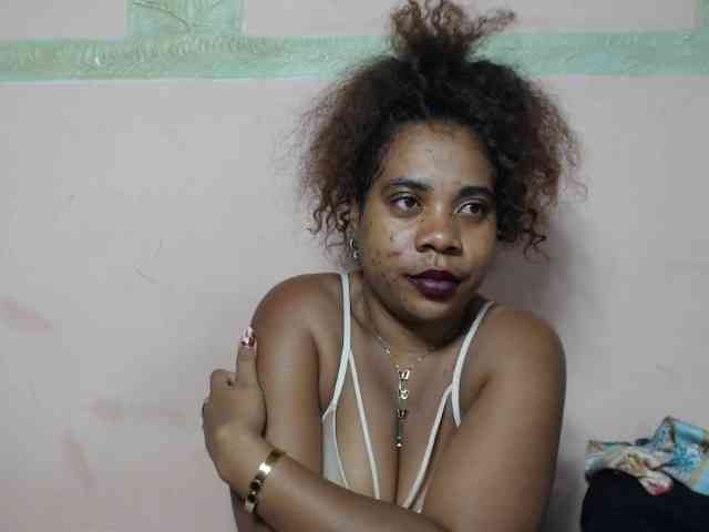 AlineEdena webcam