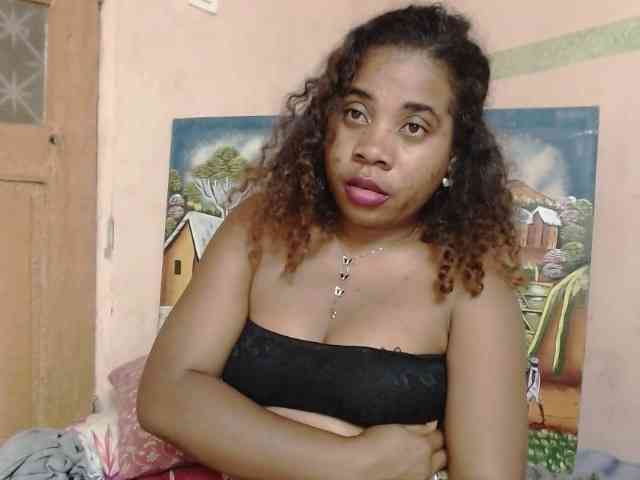 AlineEdena webcam