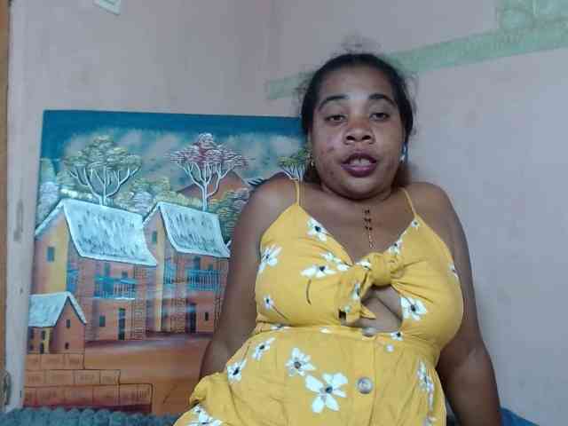 AlineEdena webcam