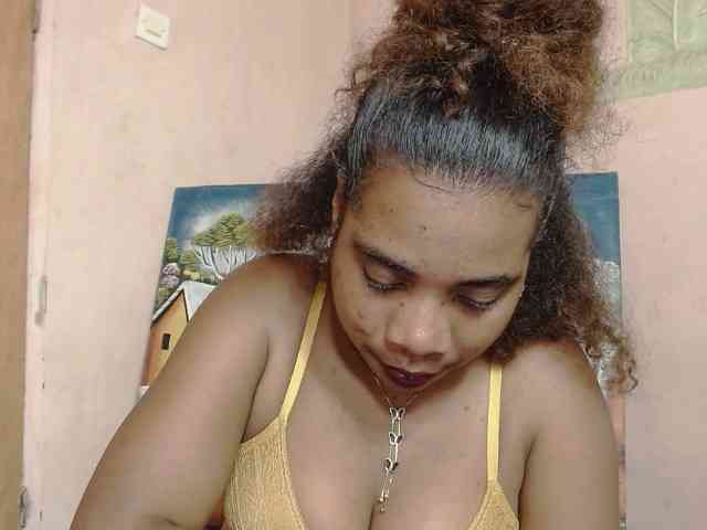 AlineEdena webcam