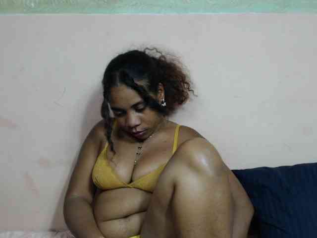 AlineEdena webcam