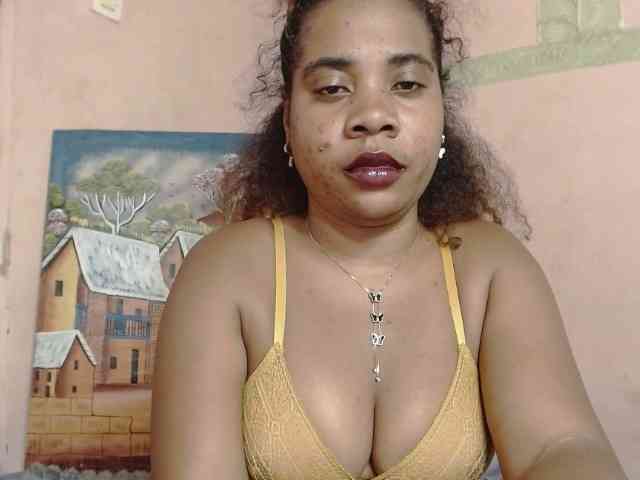 AlineEdena webcam