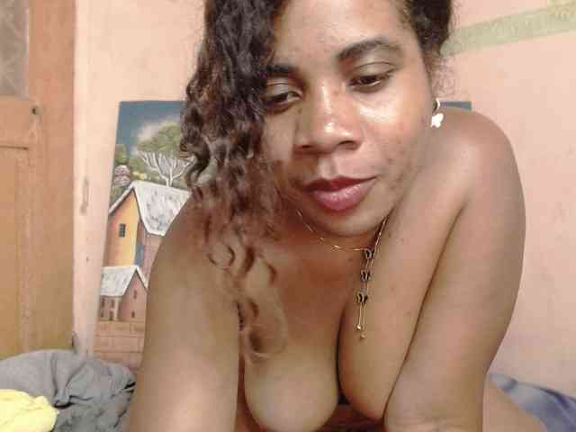 AlineEdena webcam
