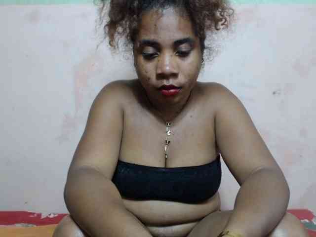 AlineEdena webcam