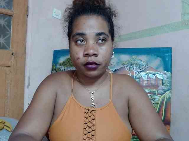 AlineEdena webcam